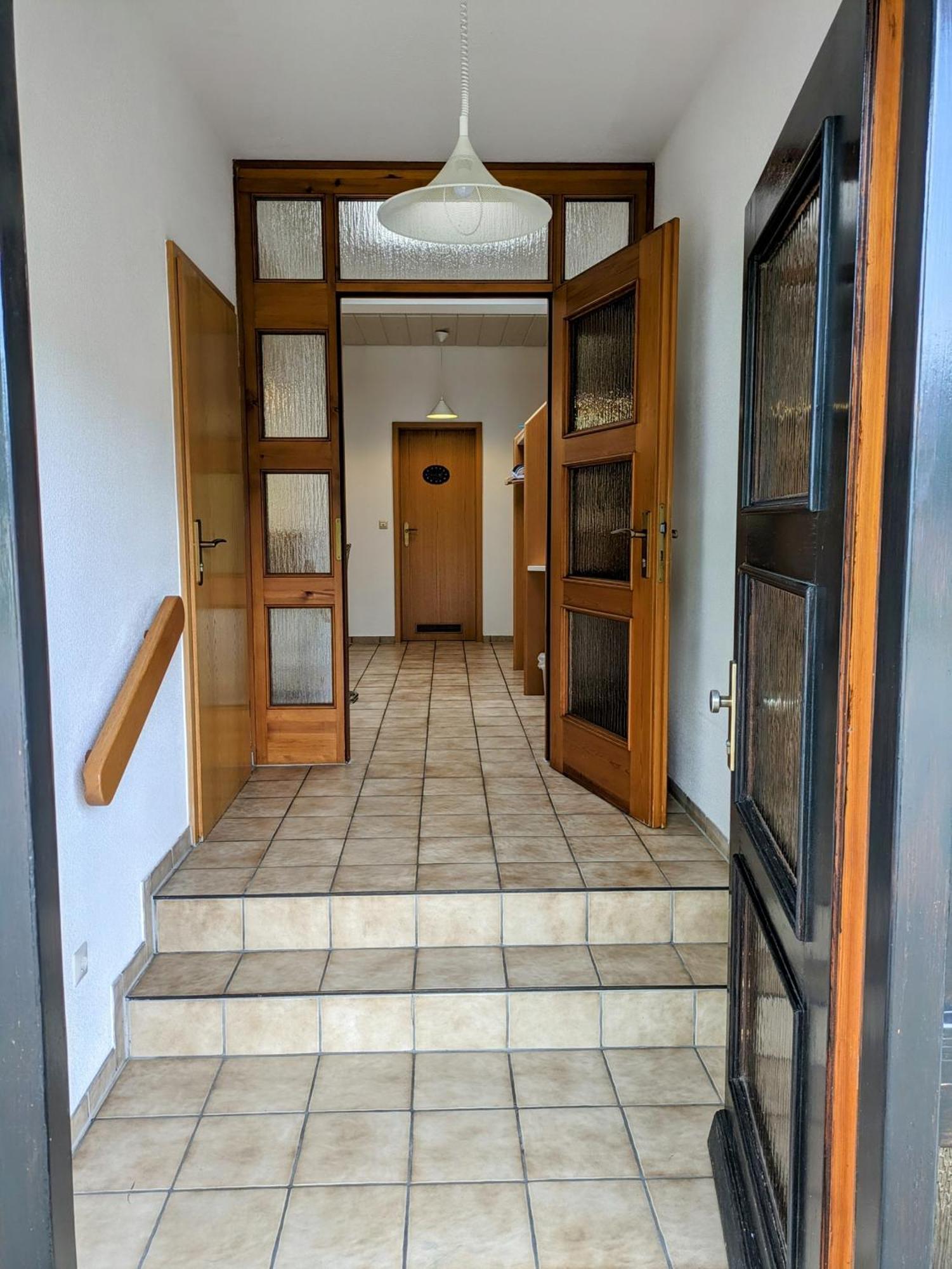 4 Zimmer Geraeumige Und Ruhig Gelegene Ferien- Und Monteurwohnung Nur Fuer Sie Allein Aujvari Vermietungen Spiegelberg Dış mekan fotoğraf