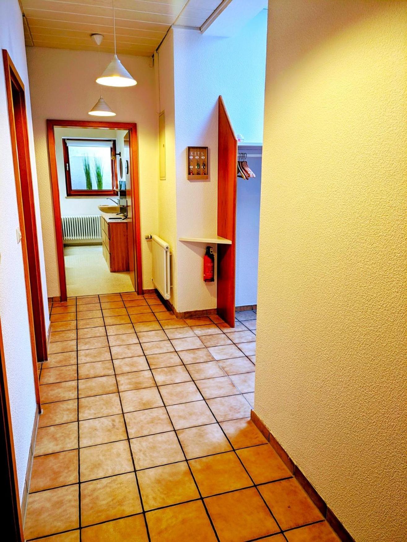 4 Zimmer Geraeumige Und Ruhig Gelegene Ferien- Und Monteurwohnung Nur Fuer Sie Allein Aujvari Vermietungen Spiegelberg Dış mekan fotoğraf