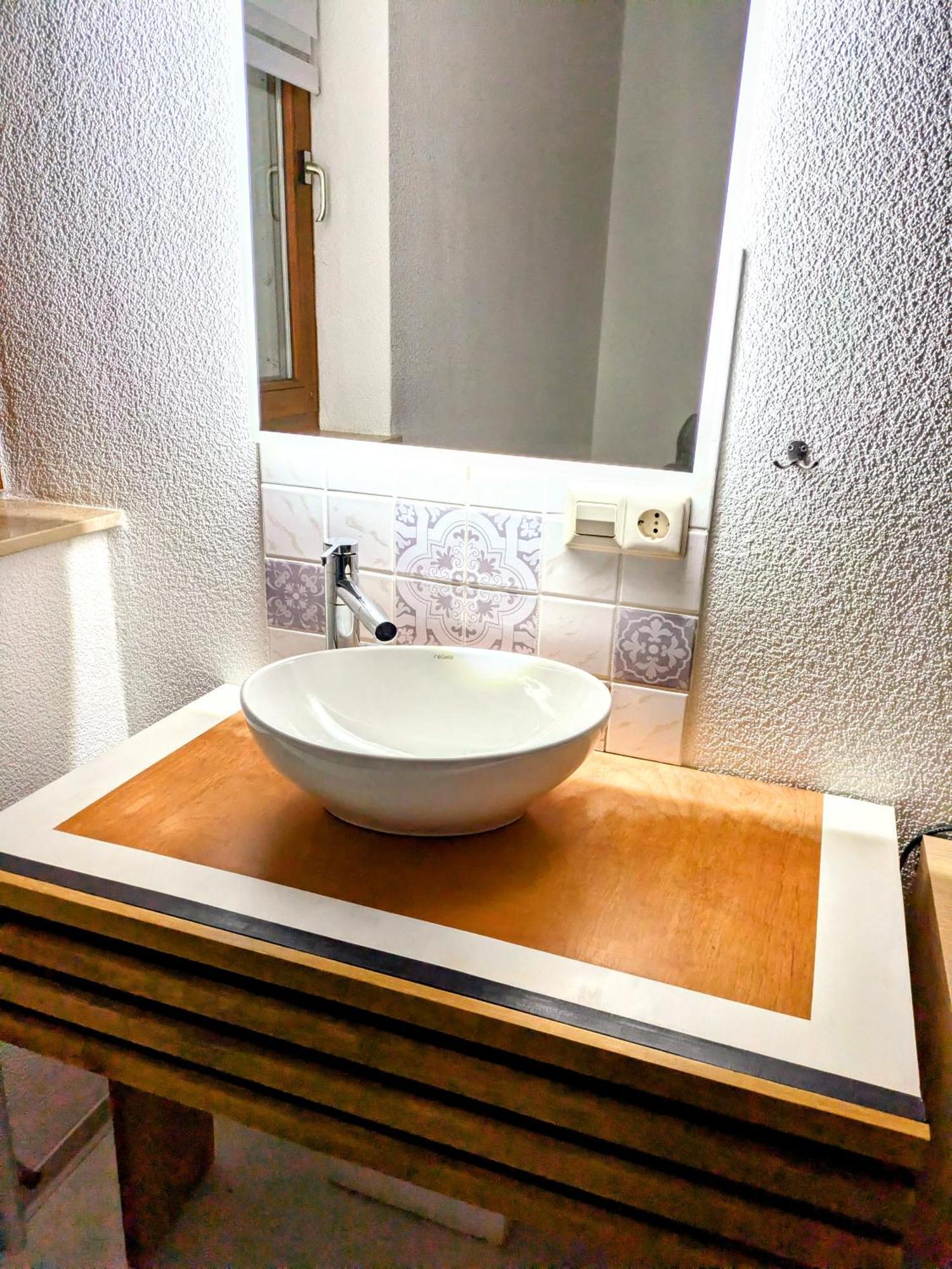 4 Zimmer Geraeumige Und Ruhig Gelegene Ferien- Und Monteurwohnung Nur Fuer Sie Allein Aujvari Vermietungen Spiegelberg Dış mekan fotoğraf